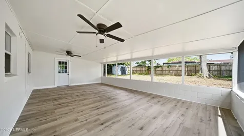 5957 Carrevero Drive S Jacksonville FL 32216