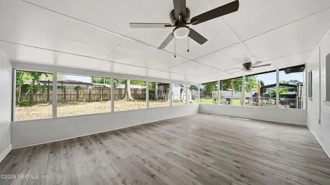 5957 Carrevero Drive S Jacksonville FL 32216