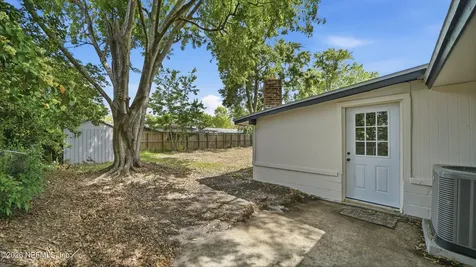 5957 Carrevero Drive S Jacksonville FL 32216
