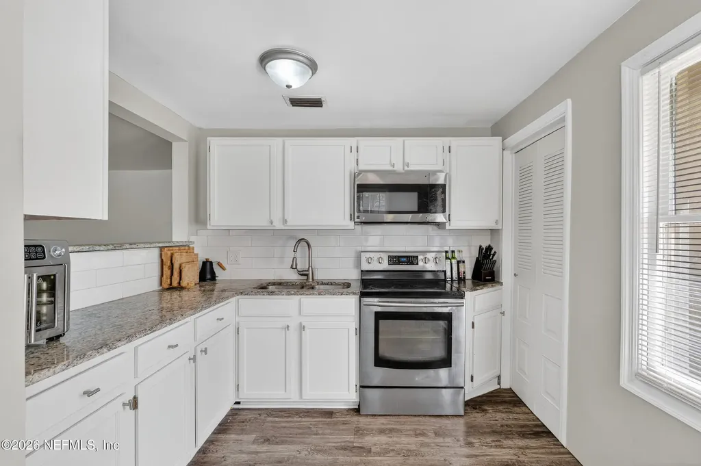 339 Metz Street Jacksonville FL 32211