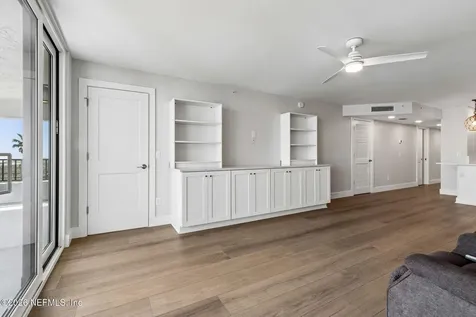275 1st Street S Jacksonville Beach FL 32250