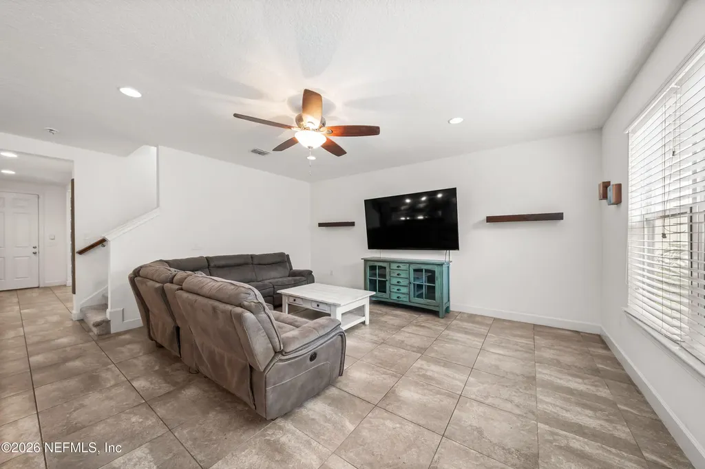 341 Aspen Leaf Drive Jacksonville FL 32081