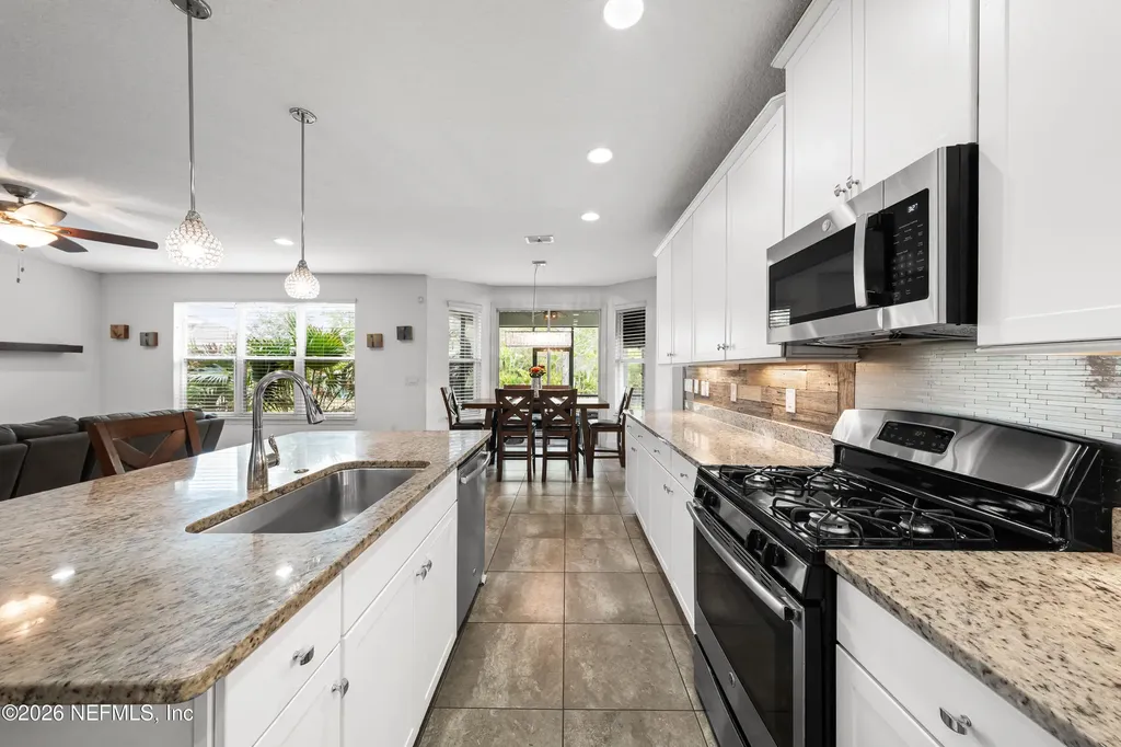 341 Aspen Leaf Drive Jacksonville FL 32081