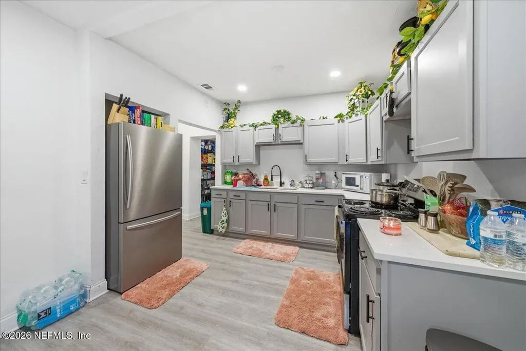 678 Linwood Avenue Jacksonville FL 32206