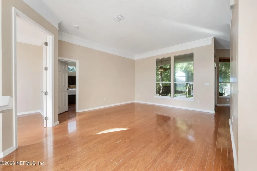 7938 Chase Meadows Drive W Jacksonville FL 32256