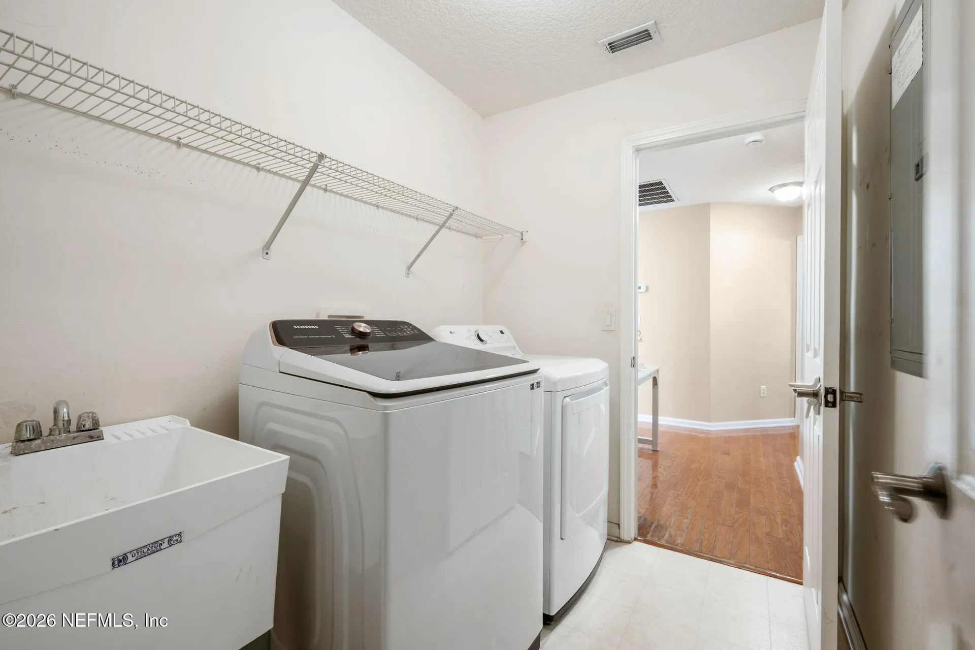 7938 Chase Meadows Drive W Jacksonville FL 32256