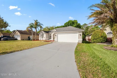 7938 Chase Meadows Drive W Jacksonville FL 32256