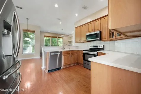 7938 Chase Meadows Drive W Jacksonville FL 32256