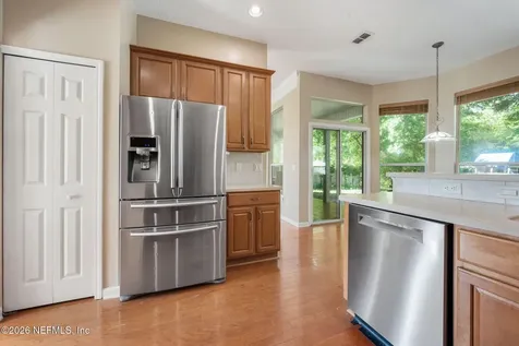 7938 Chase Meadows Drive W Jacksonville FL 32256