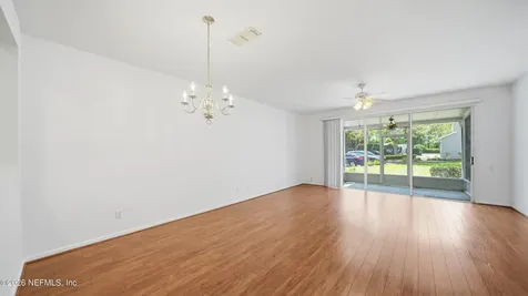 7990 Baymeadows Road E Jacksonville FL 32256