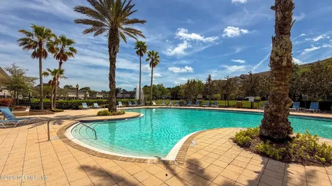 7990 Baymeadows Road E Jacksonville FL 32256