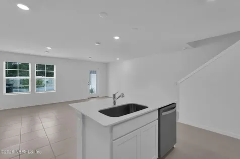 10134 Whistling Pne Court Jacksonville FL 32221