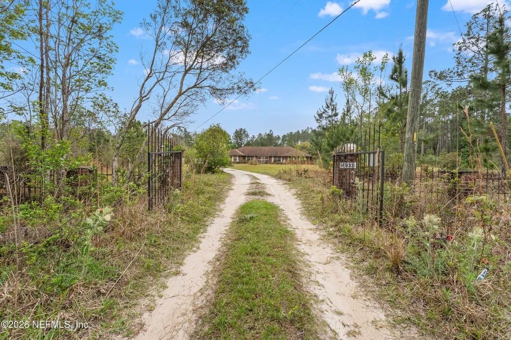 43001 Egger Place Callahan FL 32011