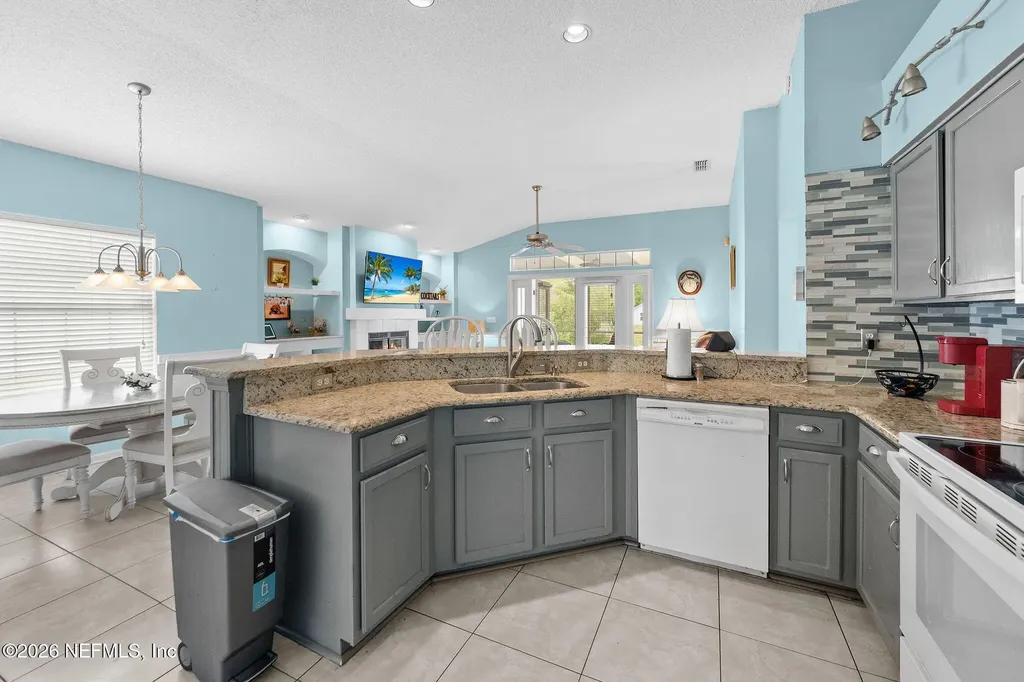 280 Maplewood Drive Fruit Cove FL 32259