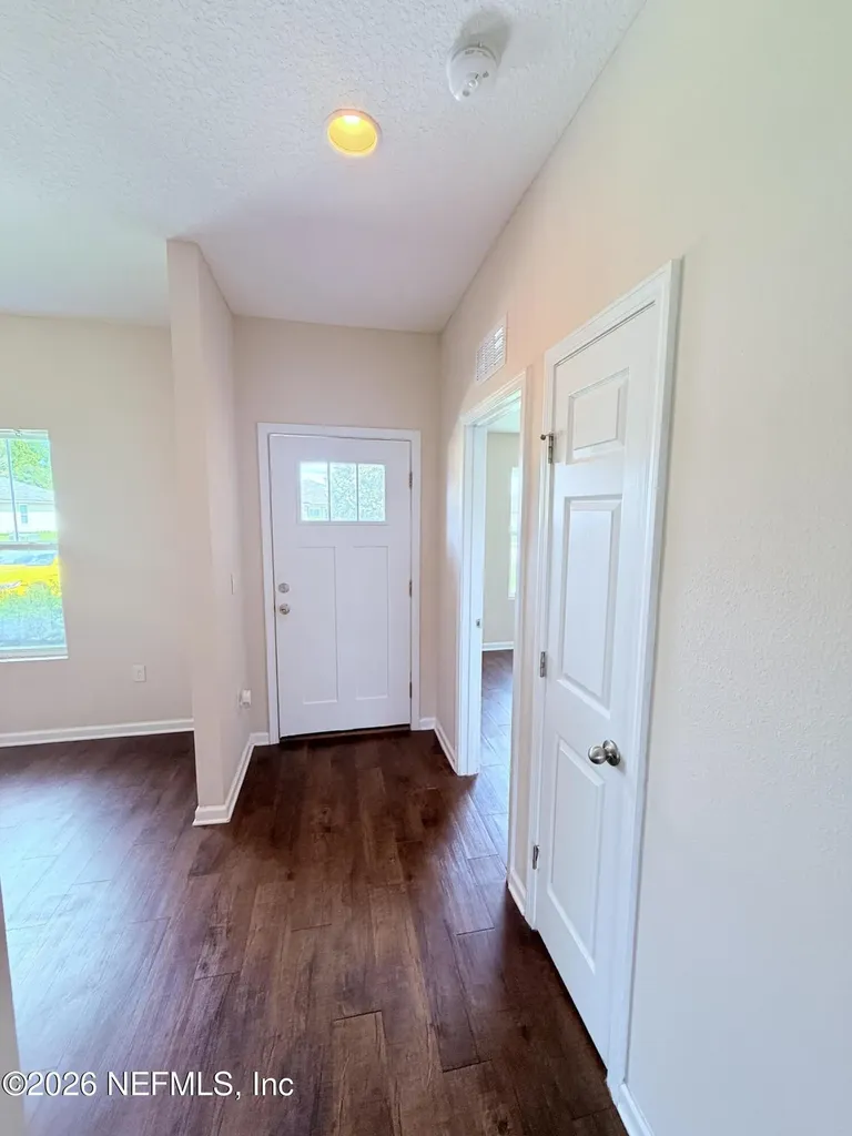 9296 Canary Ivy Lane Jacksonville FL 32219