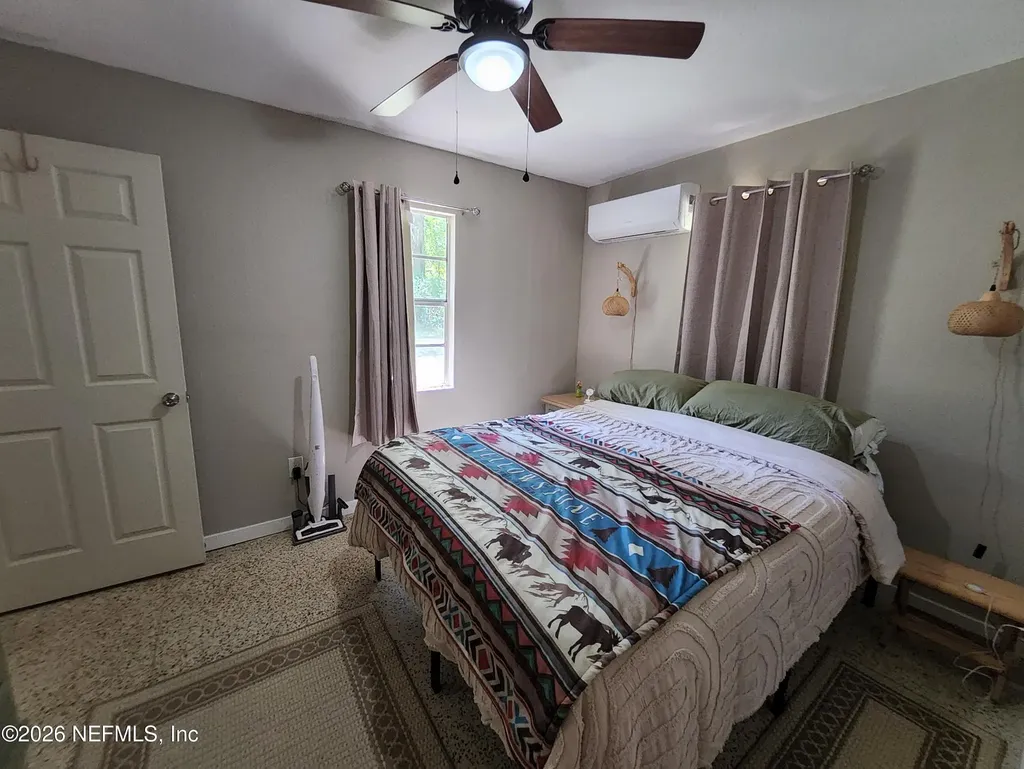 118 N Hubers Fish Camp Road Crescent City FL 32112
