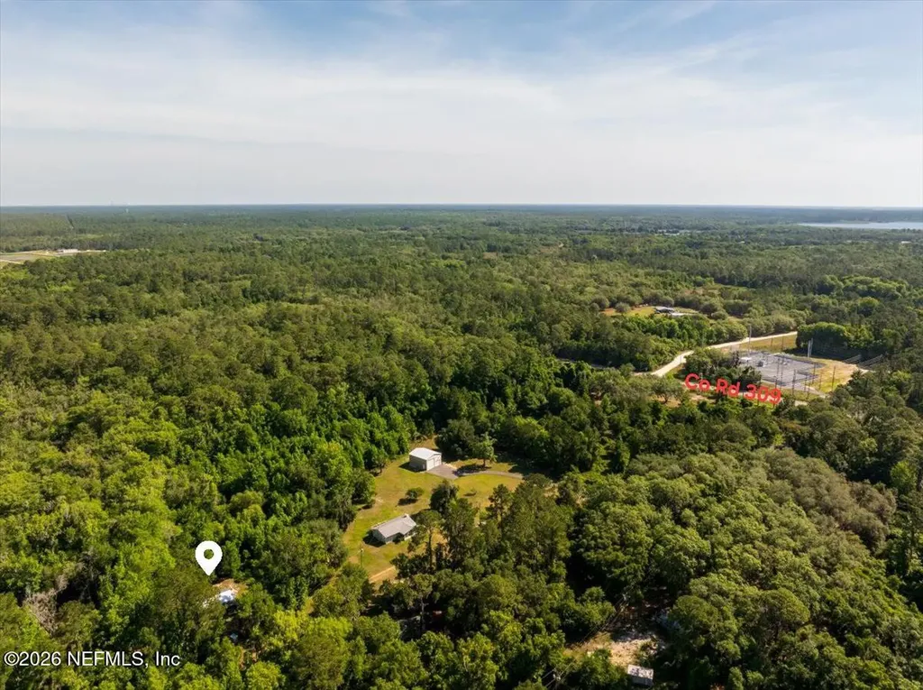 118 N Hubers Fish Camp Road Crescent City FL 32112