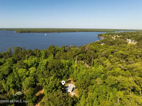 118 N Hubers Fish Camp Road Crescent City FL 32112