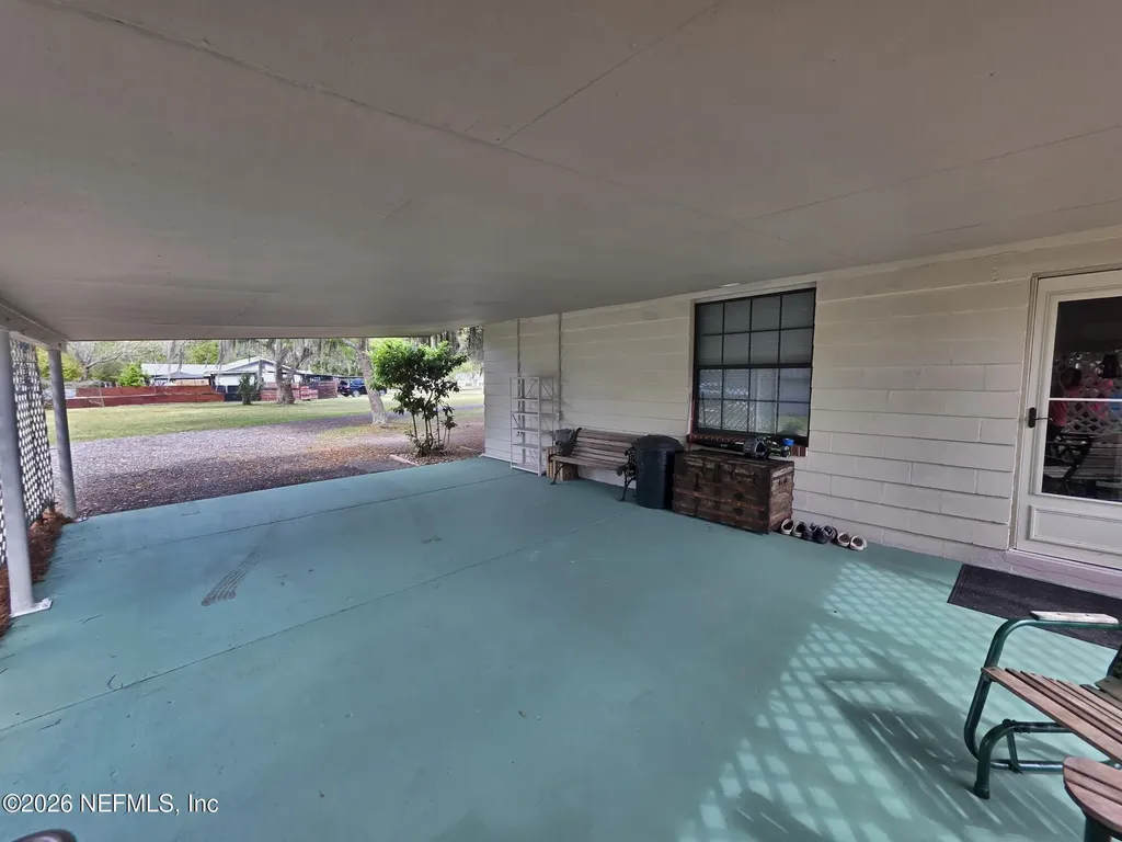 37204 W Third (includes Adjacent Lot) Street Hilliard FL 32046