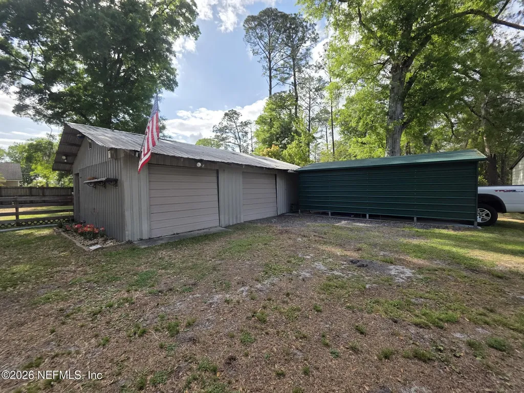37204 W Third (includes Adjacent Lot) Street Hilliard FL 32046