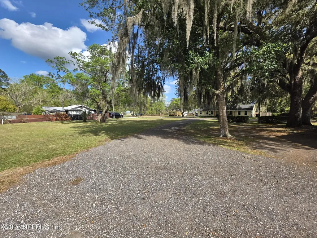 37204 W Third (includes Adjacent Lot) Street Hilliard FL 32046