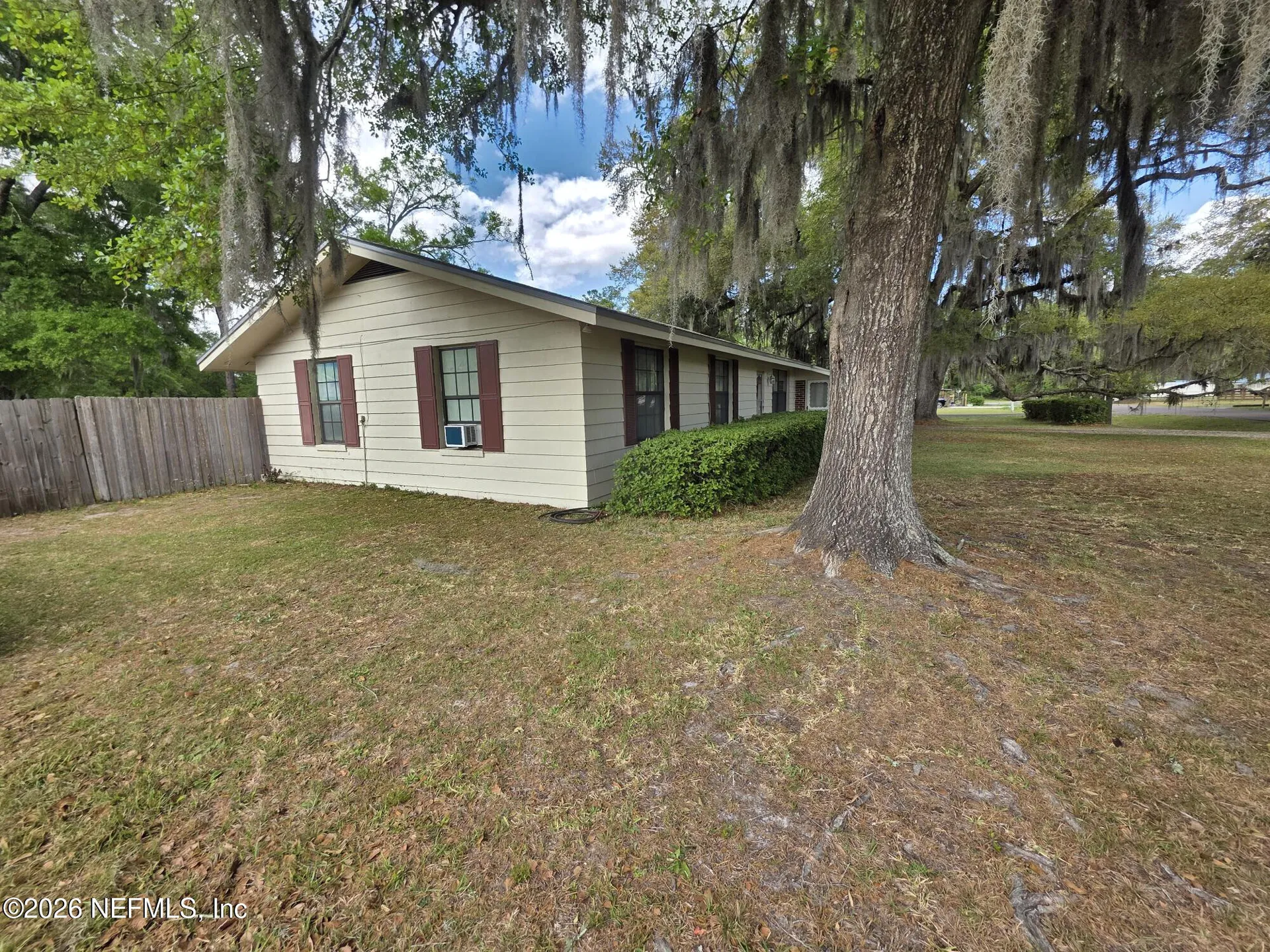37204 W Third (includes Adjacent Lot) Street Hilliard FL 32046