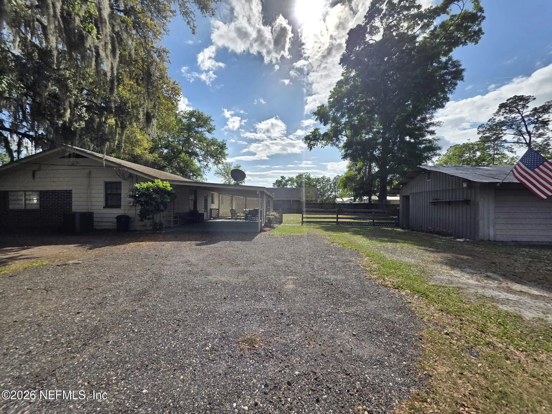 37204 W Third (includes Adjacent Lot) Street Hilliard FL 32046