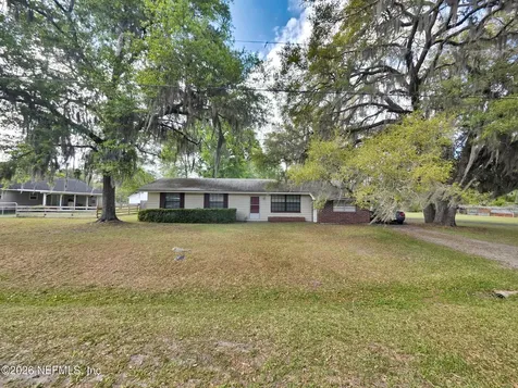 37204 W Third (includes Adjacent Lot) Street Hilliard FL 32046