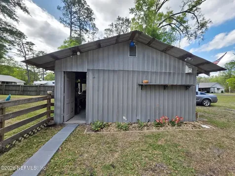 37204 W Third (includes Adjacent Lot) Street Hilliard FL 32046