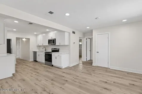 10432 Stone Road Jacksonville FL 32246