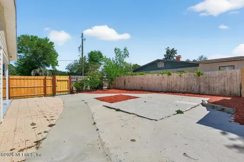 10432 Stone Road Jacksonville FL 32246