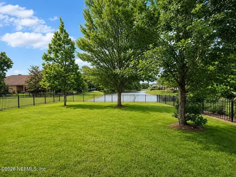 4182 Victoria Lakes Drive W Jacksonville FL 32226