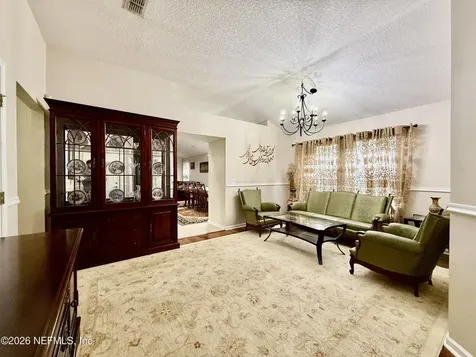 4182 Victoria Lakes Drive W Jacksonville FL 32226
