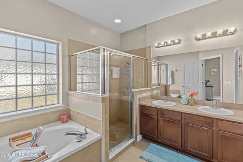 11714 Raindrop Road Jacksonville FL 32219