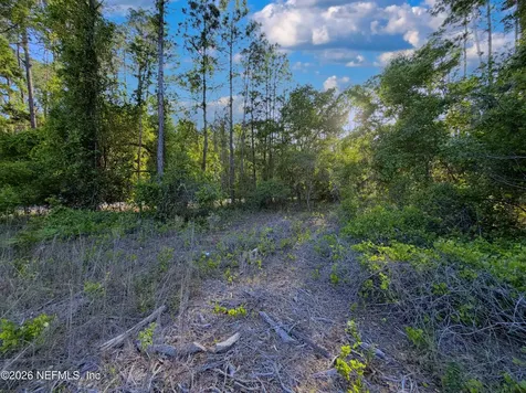 140 Hazel Avenue Georgetown FL 32139