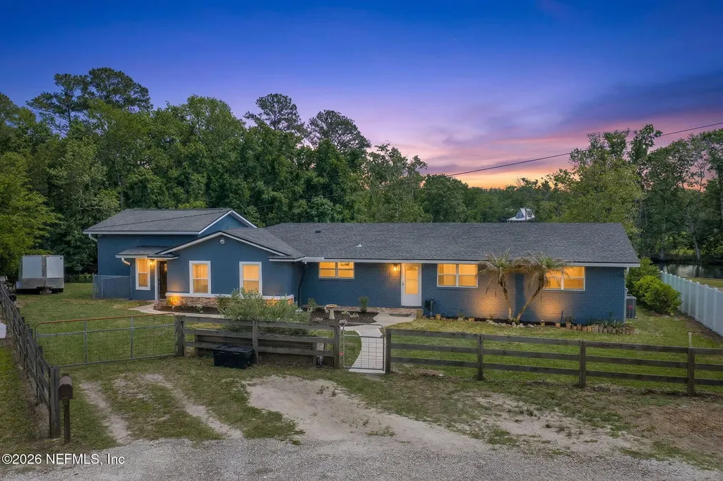 1738 Oak Grove Circle Green Cove Springs FL 32043