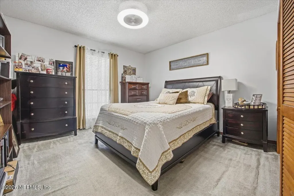 11166 Woodelm Drive E Jacksonville FL 32218