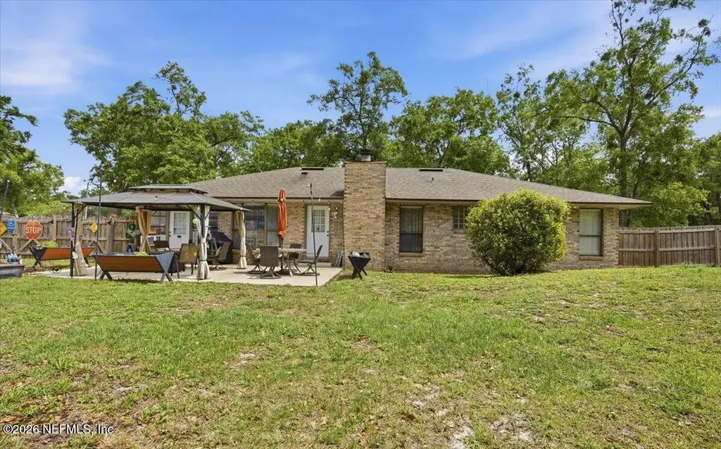 11166 Woodelm Drive E Jacksonville FL 32218