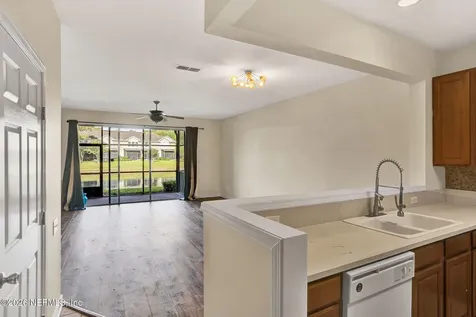7518 Red Crane Lane Jacksonville FL 32256