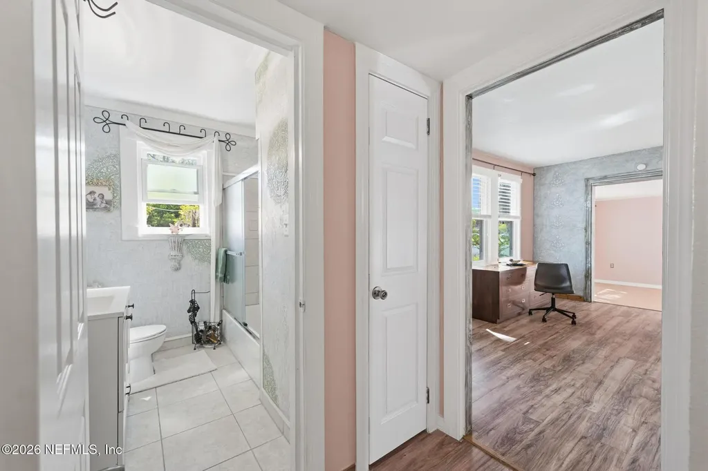 2522 Southside Boulevard Jacksonville FL 32216