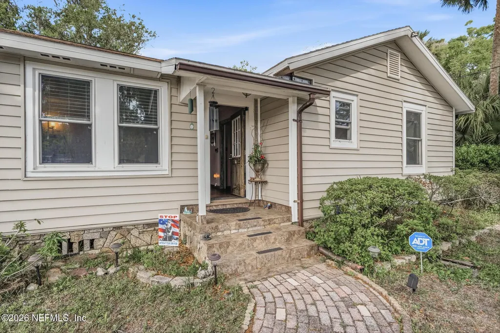 2522 Southside Boulevard Jacksonville FL 32216