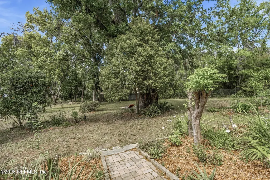 2522 Southside Boulevard Jacksonville FL 32216
