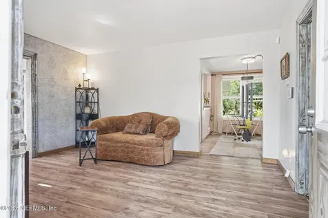 2522 Southside Boulevard Jacksonville FL 32216