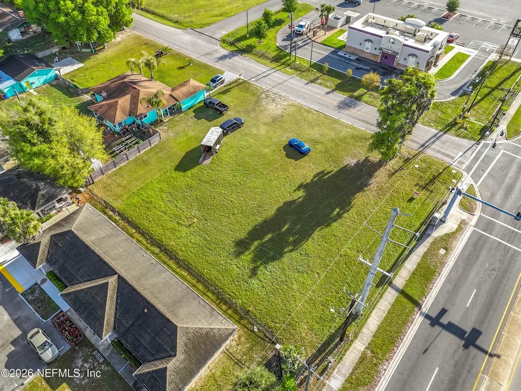 3308 Crill Avenue Palatka FL 32177