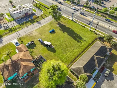 3308 Crill Avenue Palatka FL 32177
