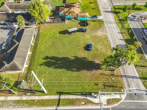 3308 Crill Avenue Palatka FL 32177