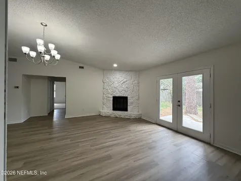 8215 Sailmaker Lane Jacksonville FL 32210
