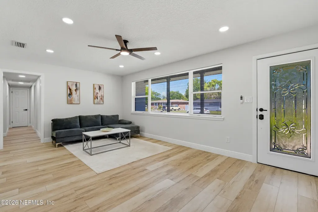5528 N Oliver Street Jacksonville FL 32211