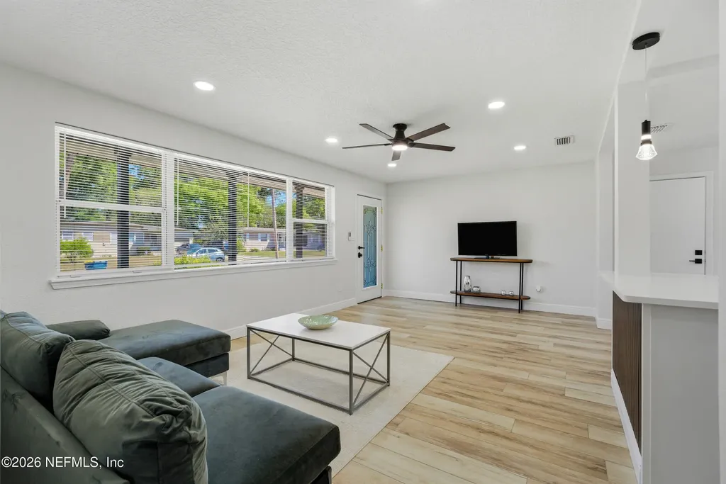 5528 N Oliver Street Jacksonville FL 32211