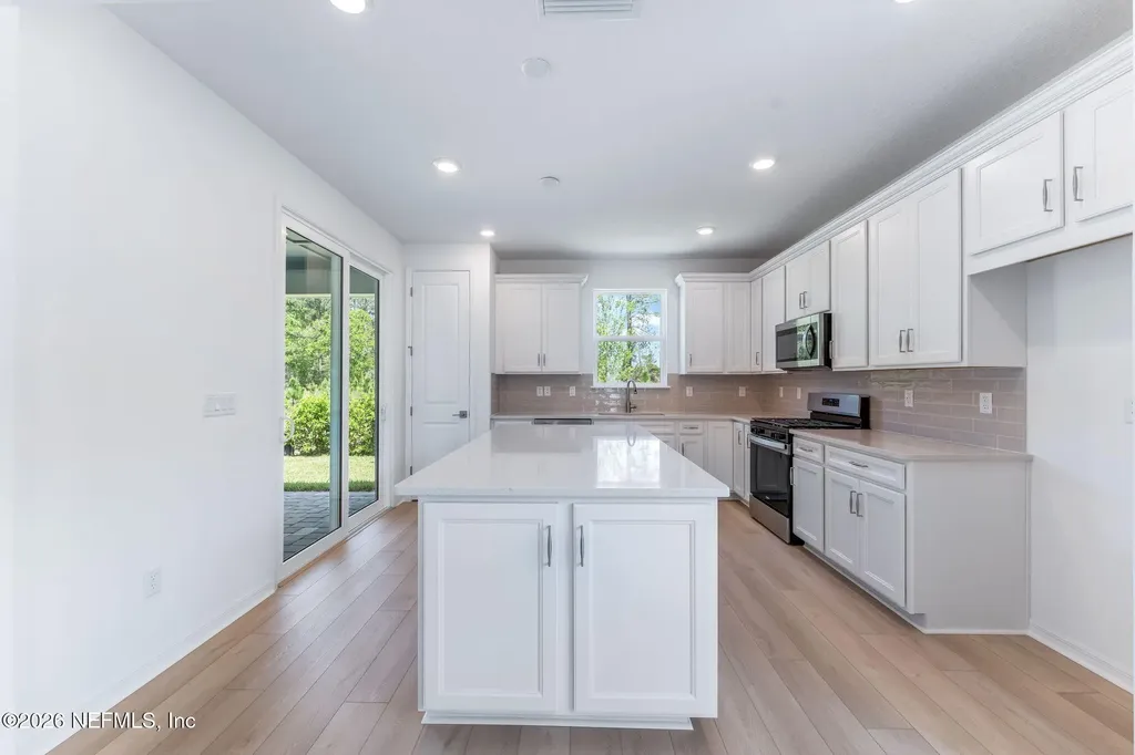 614 Ecliptic Loop Yulee FL 32097